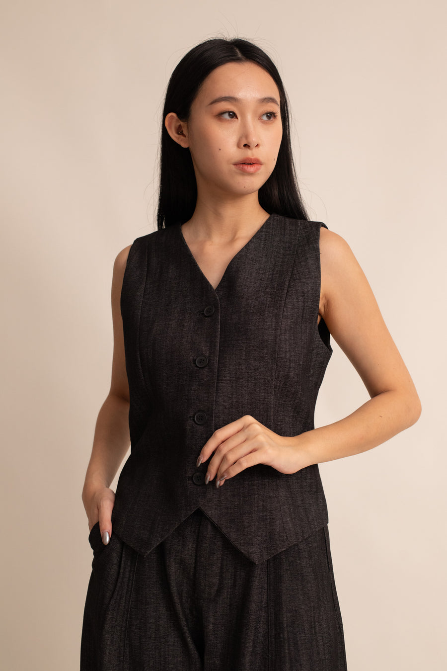 Varelle Linen Vest
