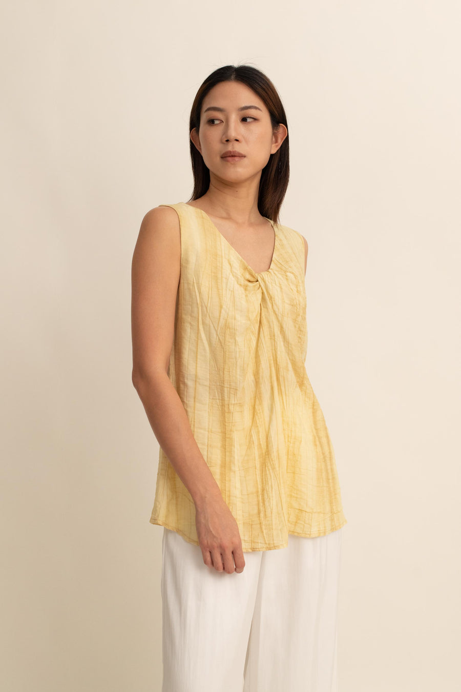 Delphine Knot Front Top