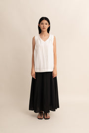 Solenne V-neck Pleated Top