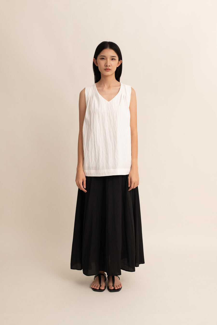 Solenne V-neck Pleated Top