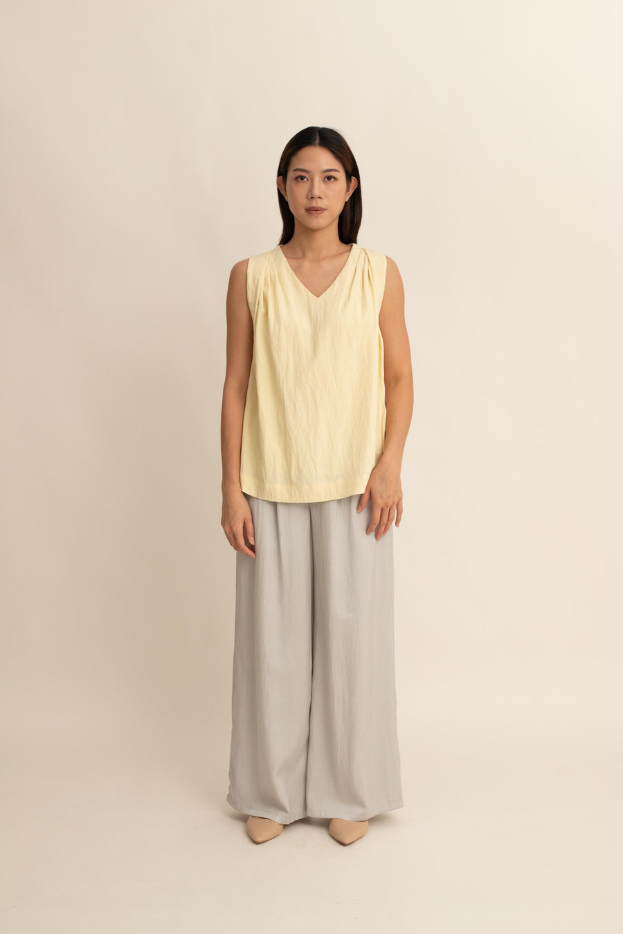 Solenne V-neck Pleated Top